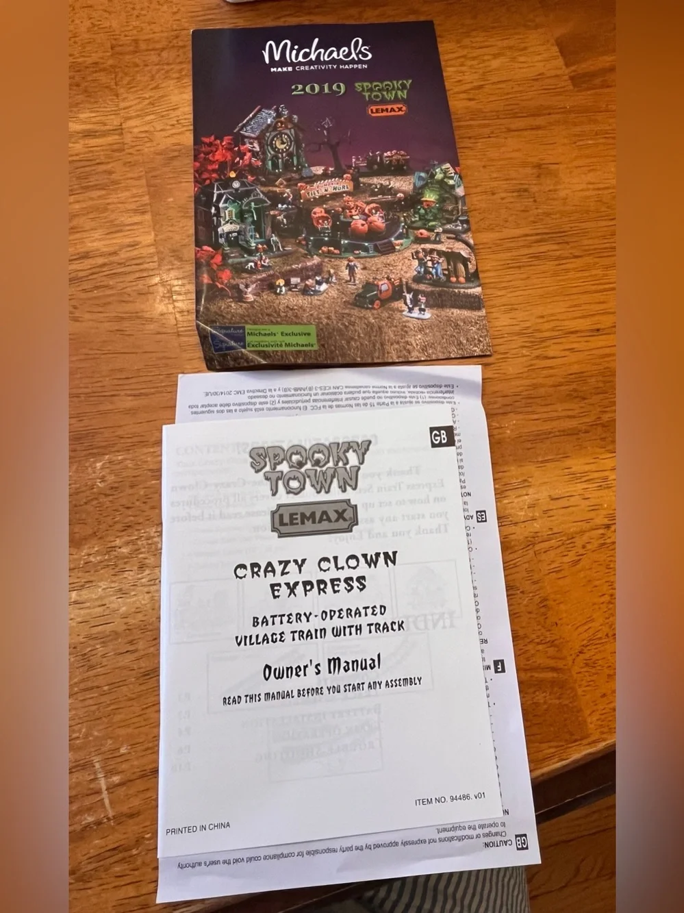 Lemax Spooky Town 2019 CRAZY CLOWN EXPRESS TRAIN